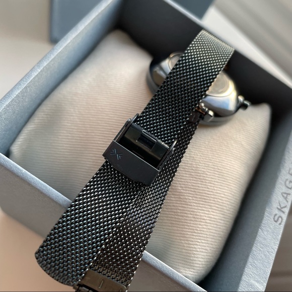 Skagen Hagen Quartz Diamond Accent
SKW2579 Women's Watch - Picture 2 of 4